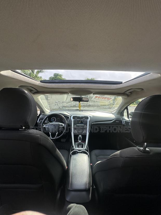Ford Fusion SE FWD 2016 Black
