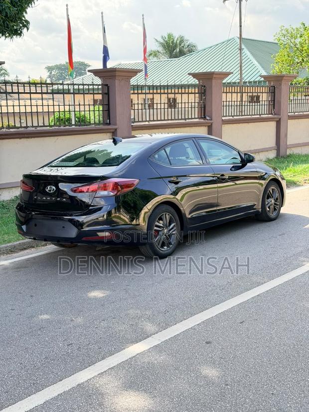 Hyundai Elantra Value Edition 2019 Black