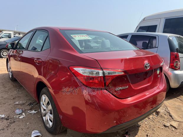 Toyota Corolla LE 4dr Sedan (1.8L 4cyl CVT) 2016 Red