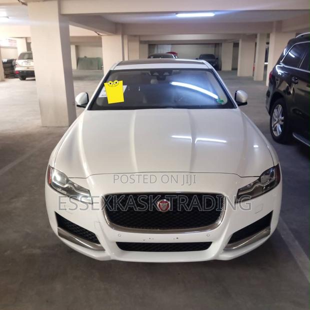 Jaguar XF 2017 White