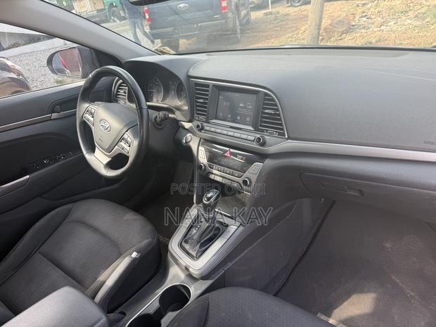 Hyundai Elantra Limited 2018 Black