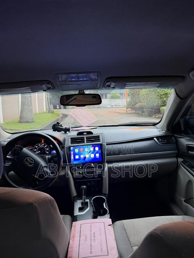 Toyota Camry SE Sport 4dr Sedan (2.5L 4cyl 6A) 2014 White