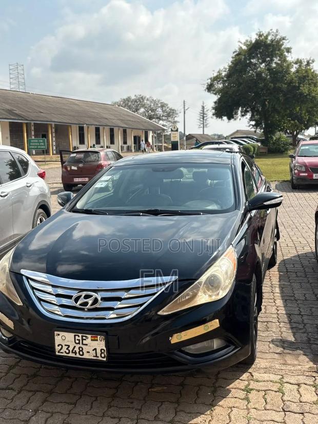 Hyundai Sonata 2015 Black