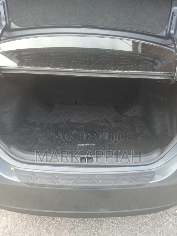Toyota Corolla 2016 Gray