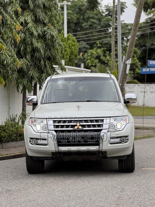 Mitsubishi Pajero V80 3.8 V6 GLS 2019 White