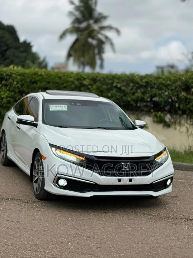 Honda Civic Touring Sedan 2019 White