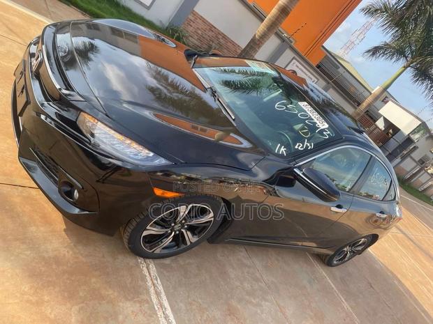 Honda Civic Touring 4dr Sedan (1.5L 4cyl) 2016 Black