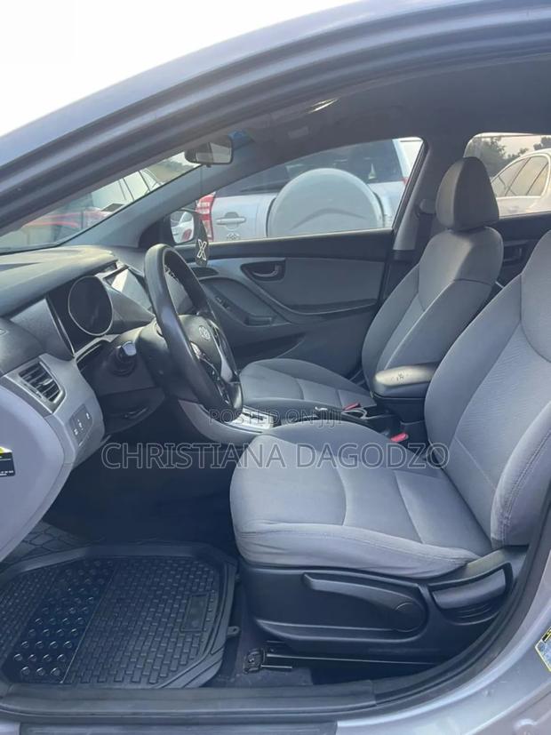 Hyundai Elantra GLS Sedan FWD (1.8L 4cyl 6M) 2013 Gray
