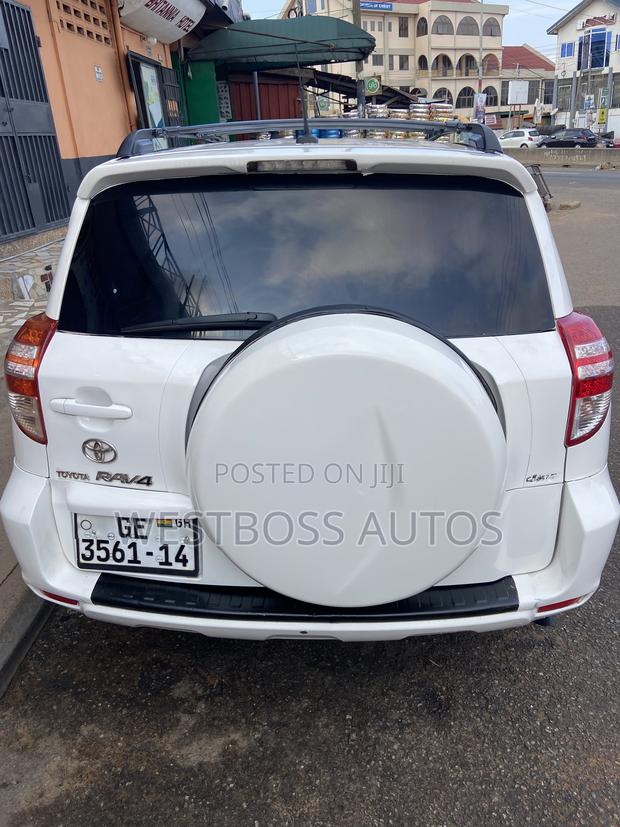 Toyota RAV4 2.5 Limited 4x4 2011 White