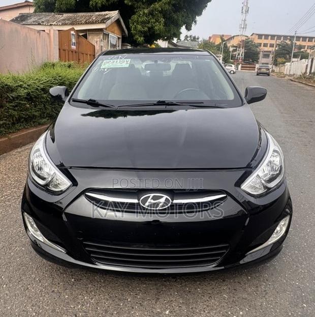 Hyundai Accent GLS 4dr Sedan (1.6L 4cyl 6M) 2015 Black