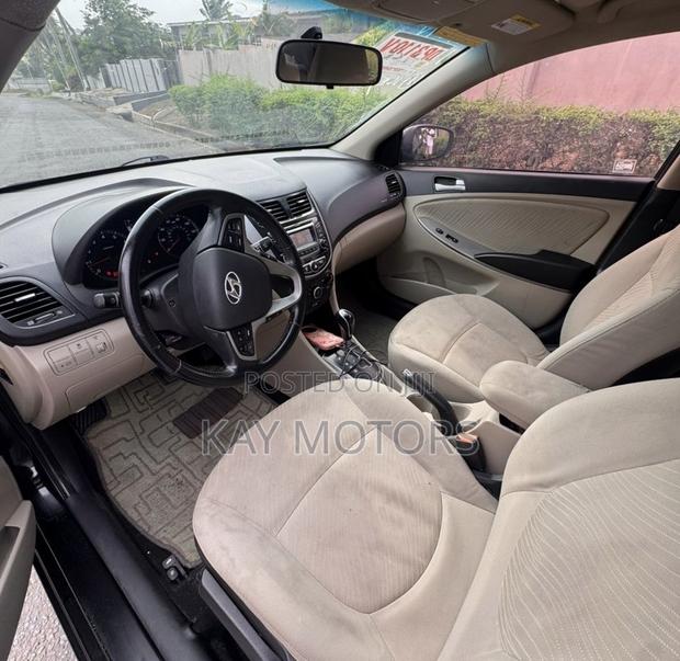 Hyundai Accent GLS 4dr Sedan (1.6L 4cyl 6M) 2015 Black