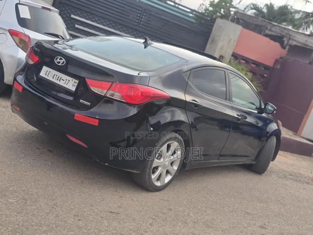 Hyundai Elantra 2013 Black