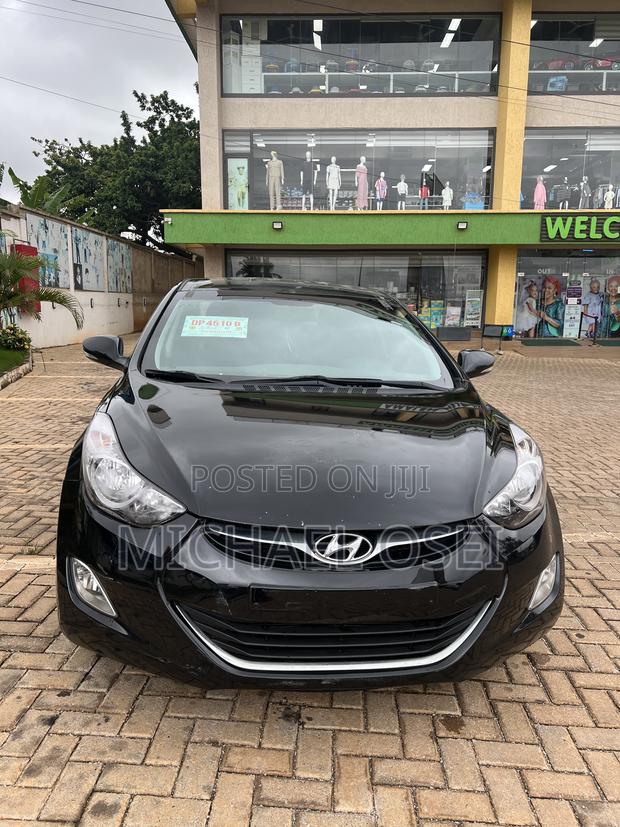 Hyundai Avante 2013 Black