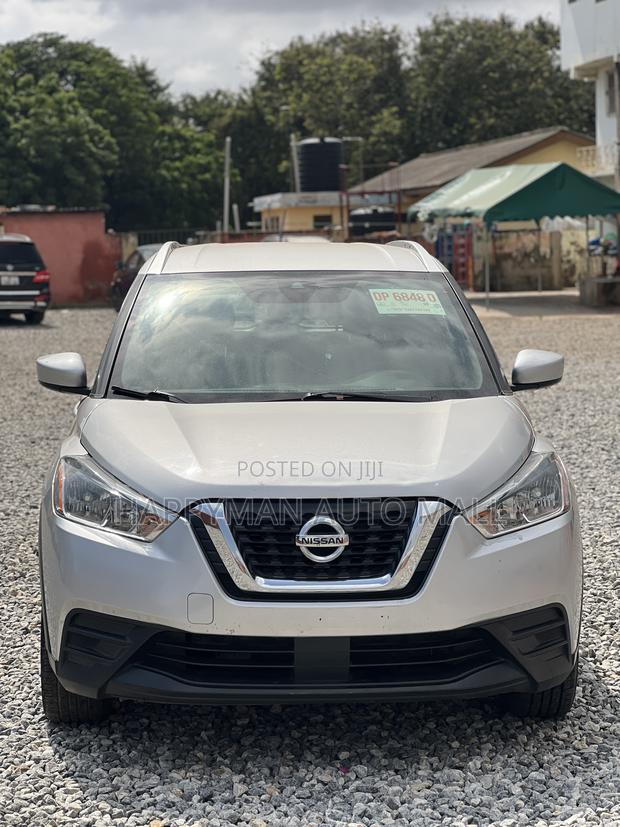 Nissan Kicks 2021 Silver