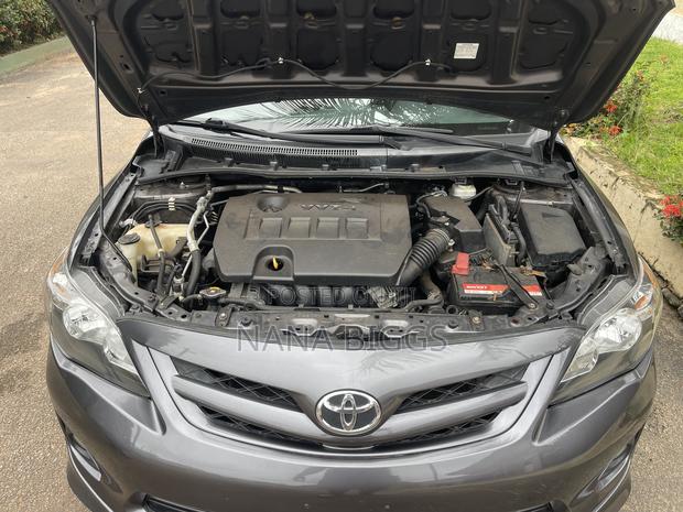 Toyota Corolla S 4dr Sedan (1.8L 4cyl 4A) 2013