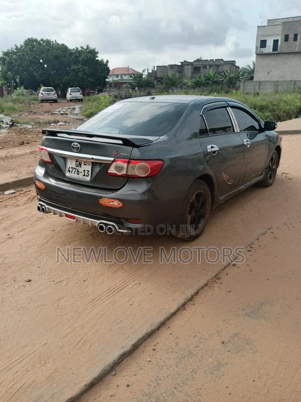Toyota Corolla 2013 Gray