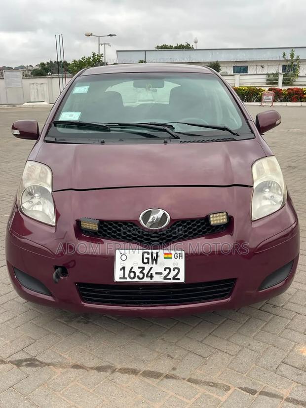 Toyota Vitz 2010