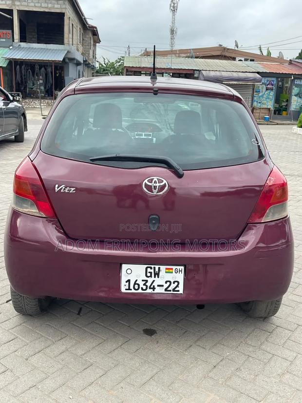 Toyota Vitz 2010