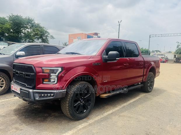 Ford F-150 Lariat 4x4 SuperCab Styleside 6.5 ft. box 145 in. WB 2017