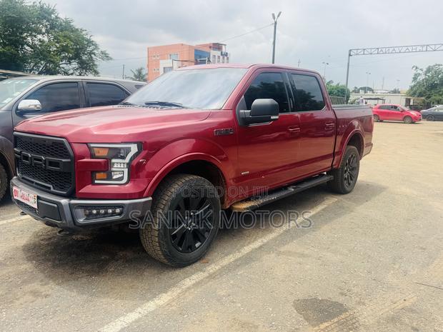 Ford F-150 Lariat 4x4 SuperCab Styleside 6.5 ft. box 145 in. WB 2017