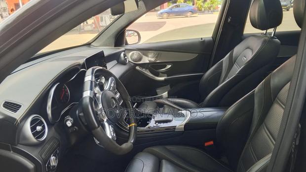 Mercedes-Benz GLC-Class 2021 Black