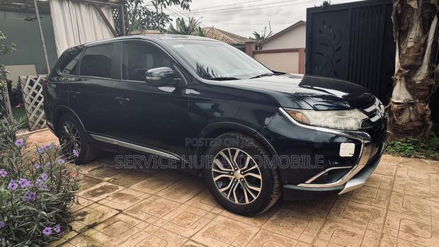Mitsubishi Outlander SE AWC 2016 Blue