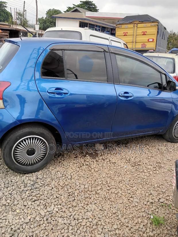 Toyota Vitz 2010 Blue