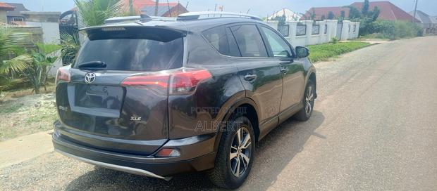 Toyota RAV4 2018 Gray