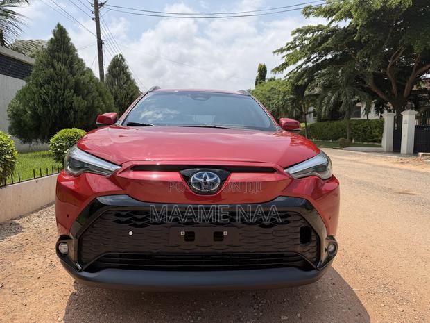 Toyota Corolla Cross Hybrid XSE AWD 2023 Red