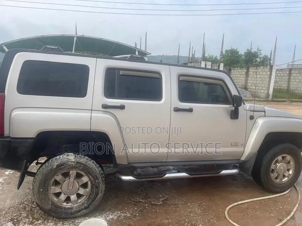 Hummer H3 2006