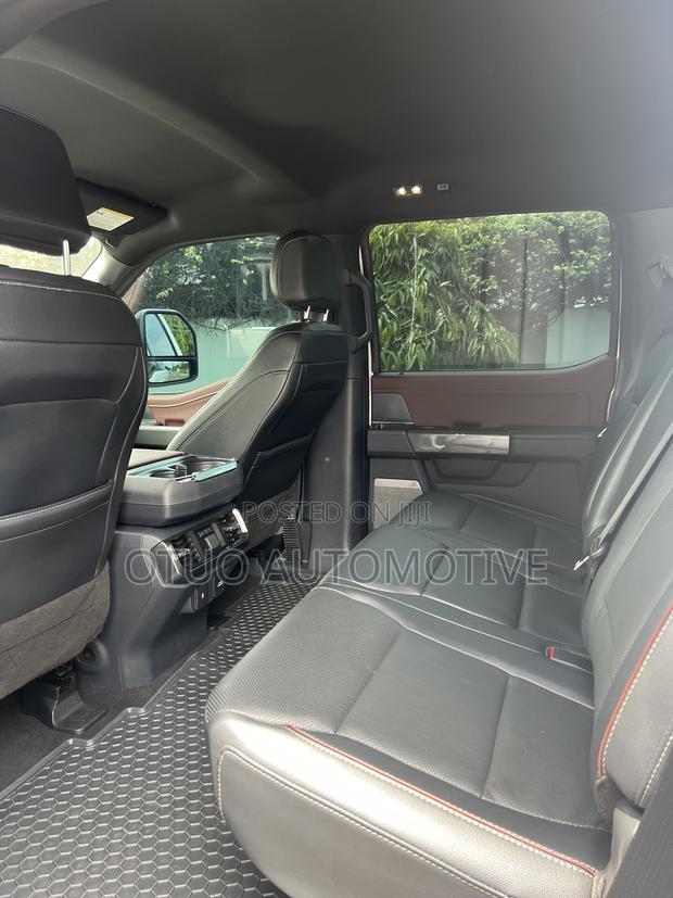 Ford F-150 LARIAT 2023 White