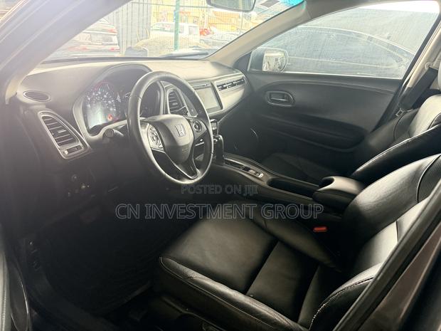 Honda HR-V EX-L w/Navigation AWD 2017 Gray