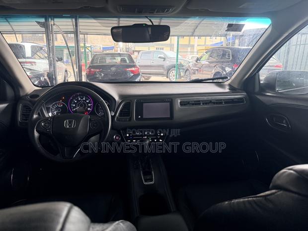 Honda HR-V EX-L w/Navigation AWD 2017 Gray