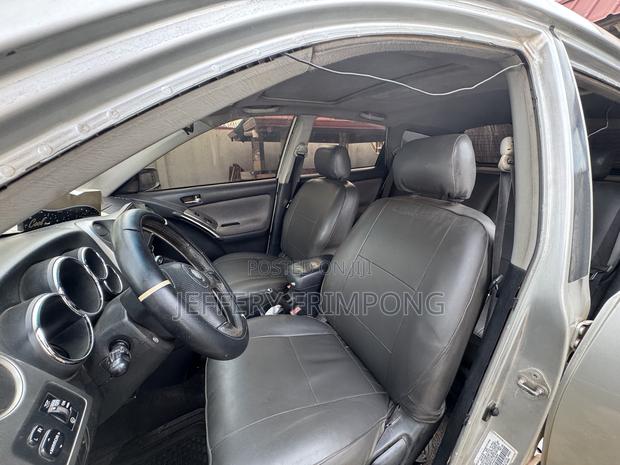 Toyota Matrix XRS Hatchback FWD (1.8L 4cyl 6M) 2003 Silver
