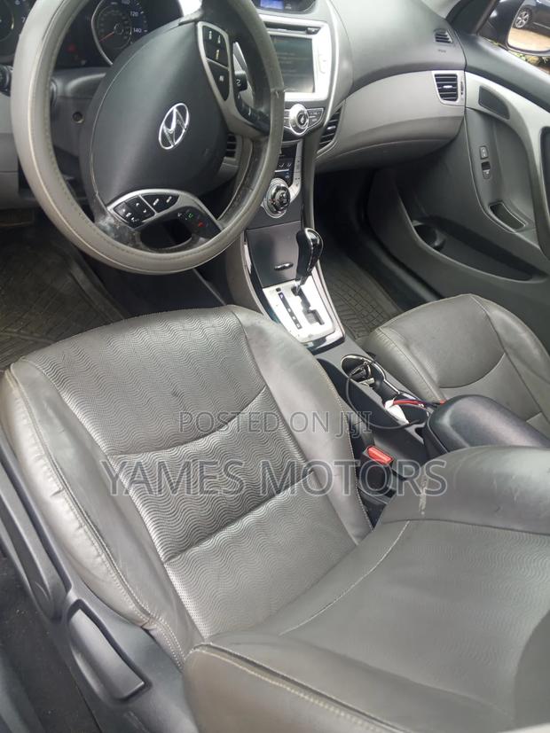 Hyundai Elantra Limited 2012 Gray