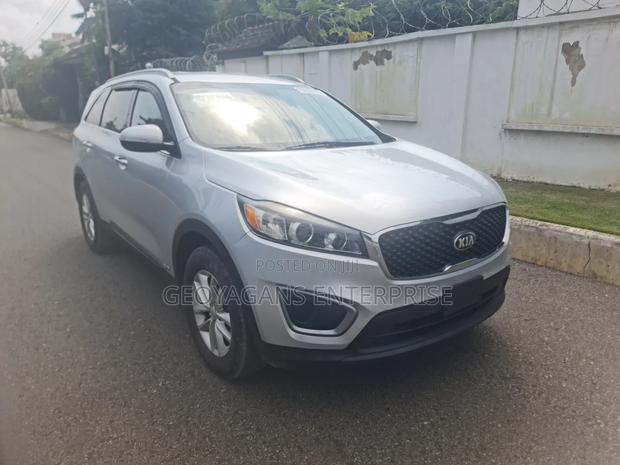 Kia Sorento 4dr SUV 2016 Silver