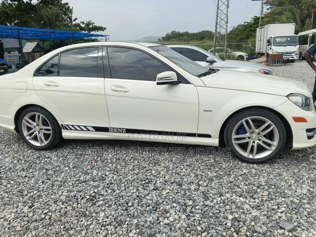 Mercedes-Benz C250 2012 White