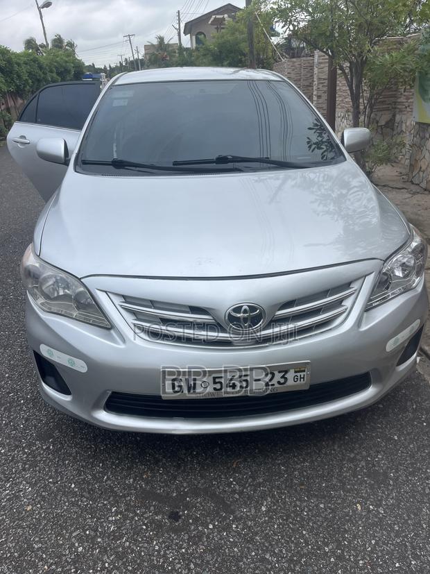 Toyota Corolla 2013 Silver