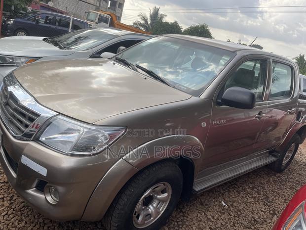 Toyota Hilux 2.0 VVT-i SRX 2009