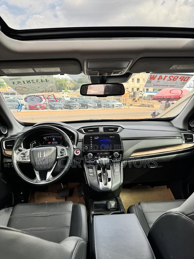 Honda CR-V Touring AWD 2019 Gray