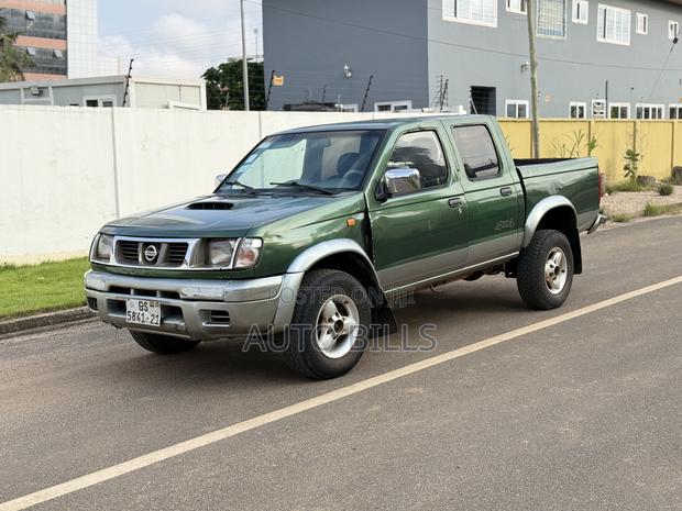 Nissan Hardbody 2008 Green