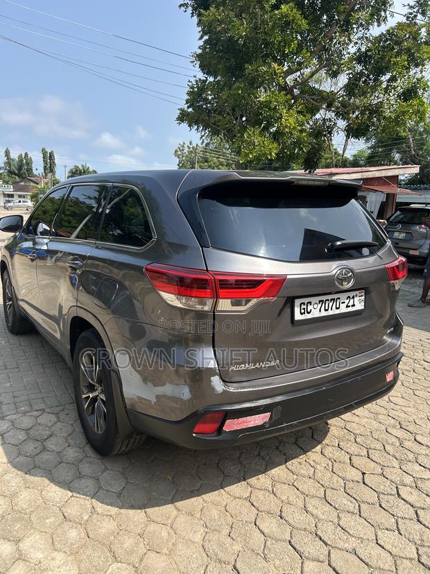 Toyota Highlander 2018 Gray