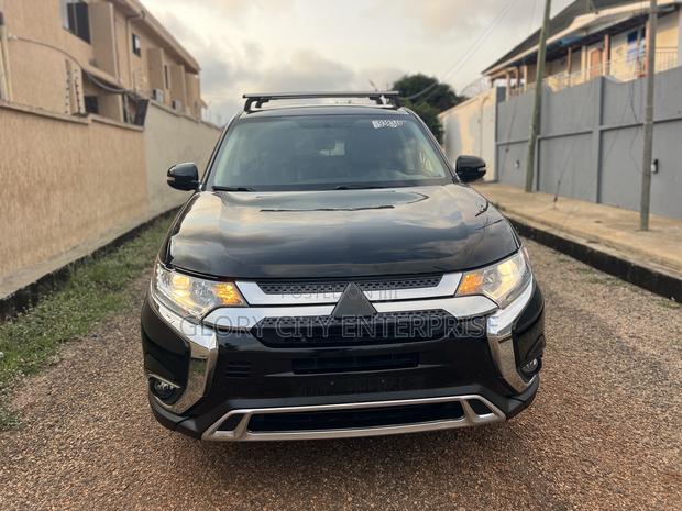 Mitsubishi Outlander 2019 Black