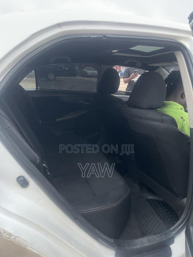 Toyota Corolla S 4dr Sedan (1.8L 4cyl 4A) 2012 White