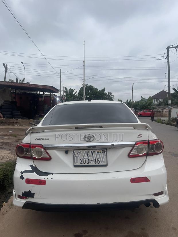 Toyota Corolla S 4dr Sedan (1.8L 4cyl 4A) 2012 White