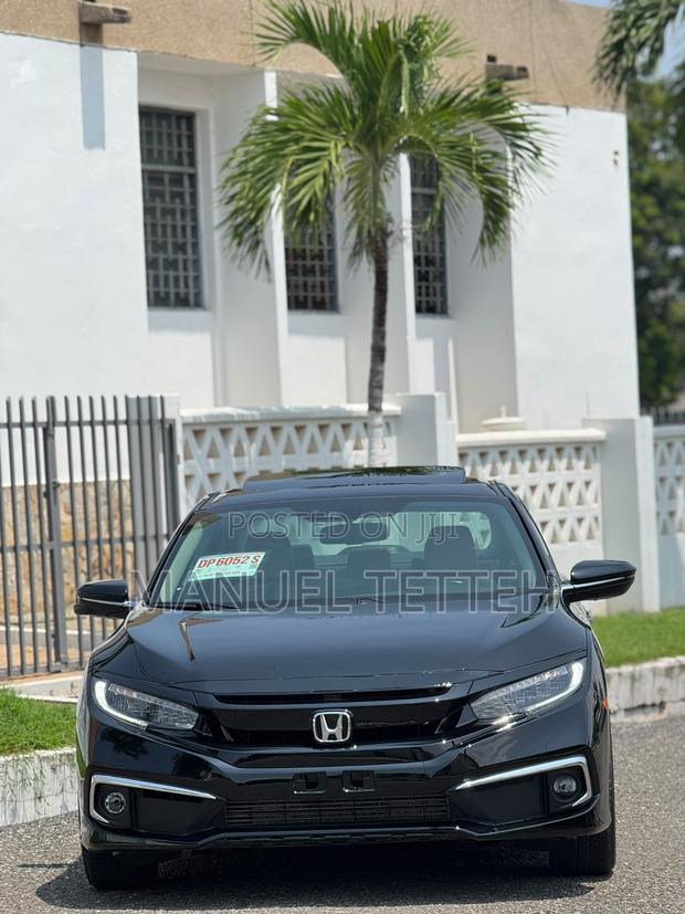 Honda Civic Touring 4dr Sedan (1.5L 4cyl) 2017 Black