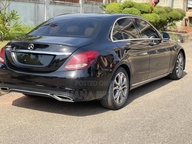 Mercedes-Benz C300 Luxury Sedan RWD (2.0L 4cyl 7A) 2017 Black