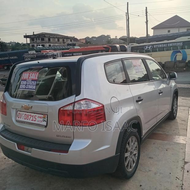 Chevrolet Orlando 2016 Silver