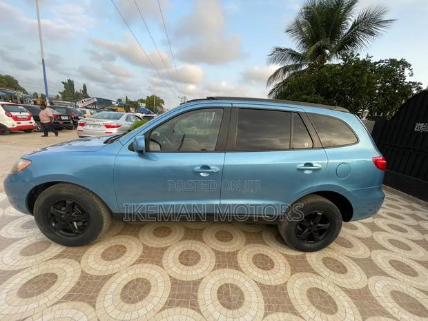 Hyundai Santa Fe 2012 Blue