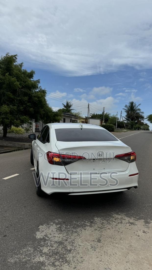 Honda Civic 2022 White
